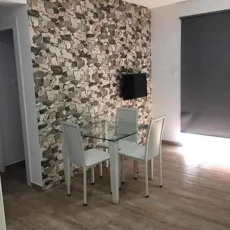 Frangeskos Beach Apartment's